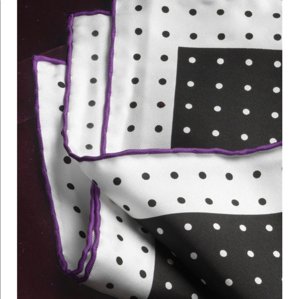 SOLD Ben Silver Charleston NWT Silk Pocket Square - Picture 1 of 12